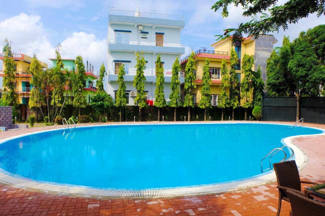 Hotel Nirvana By Luxury International Paklihwa Exterior photo