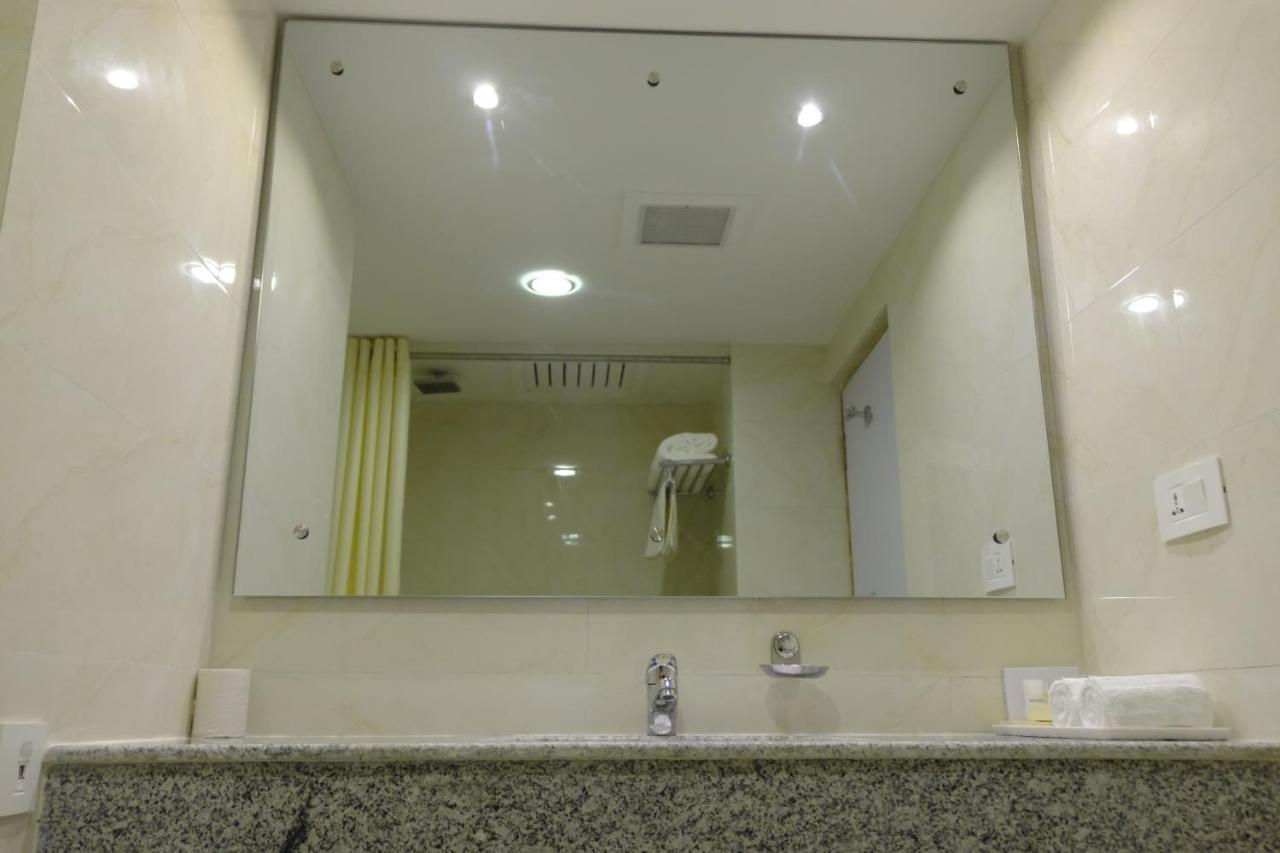 Hotel Nirvana By Luxury International Paklihwa Exterior photo